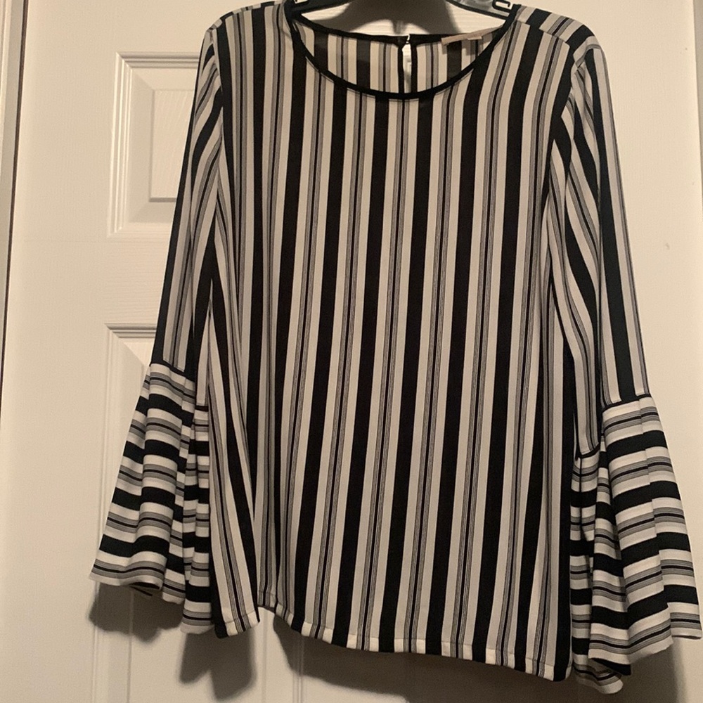 Cute loft blouse-size medium with bell sleeve